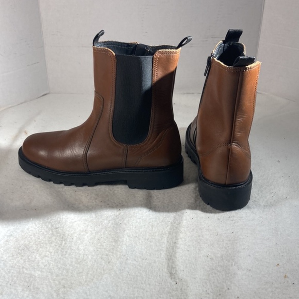 Zara Woman’s Brown Lug Sole Leather Ankle Boots - Picture 5 of 6